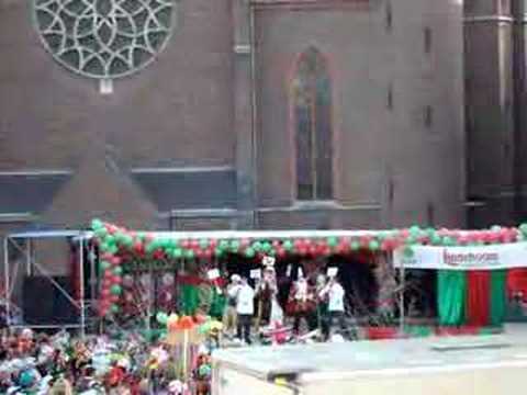 Hoogheden en La Bamba Mertsjpektakel Zjwame