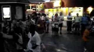 Travelin' Vibe - Party Like a Rock Star