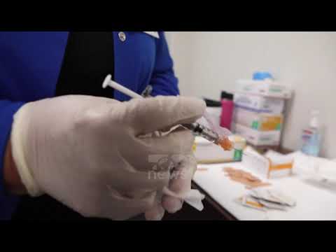 Top News  - Vaksinon fëmijët mbi 5 vjeç / Me një të tretën e vaksinës së Pfizer