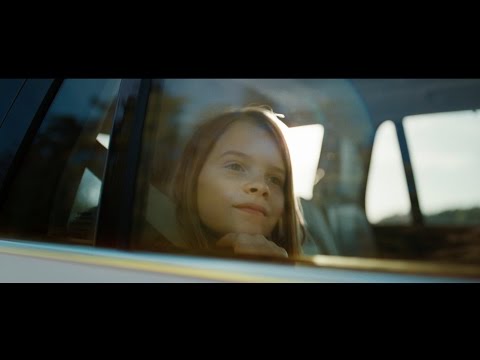 Speaker för Volvos reklamfilm ”Omtanke”, från mars 2017.