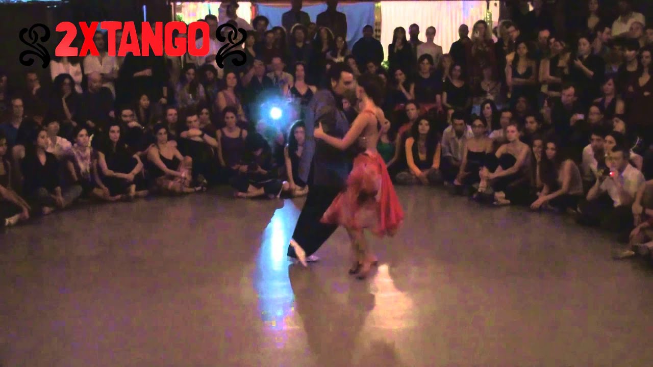 Mariano Chicho Frumboli y Juana Sepulveda "Cantemos corazon" en Villa Malcolm Oct 2011