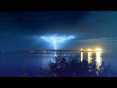 Jonas Steur pres. Estuera - Flow