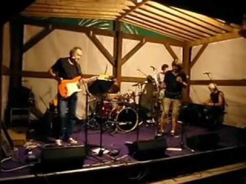 Bernard Blues Band - Odcházím z domova (lyrics by Josef Kainar) / FestFouk 2012