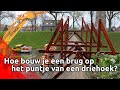 Hoe bouw je een voetgangersbrug op het puntje van een driehoek?