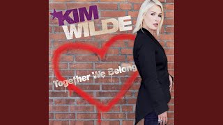 Kadr z teledysku Tu Me Vas Si Bien tekst piosenki Kim Wilde