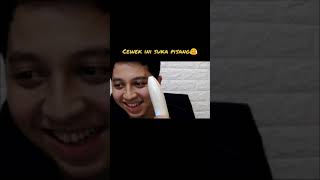 Download lagu fiks cewek ini suka pisang guyss😅 mp3