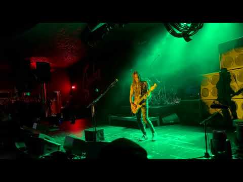 Nuno Bettencourt - Flight of the Wounded Bumblebee/ He-Man Woman Hater intro (Live: Seattle 2023)