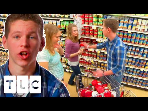 , title : '"The Coupon Kid" Is Being Owed Money By The Supermarket! | Extreme Couponing'