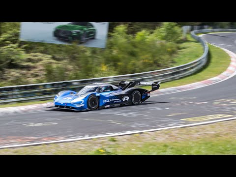 Cars Testing HARD At Nürburgring - VW IDR, AMG GTR PRO, 2020 Mini JCW, DBX, Vanquish, M8 etc!!