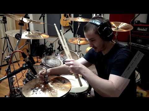 Eduardo Tucci | Aquiles Priester & Gustavo Carmo - Dolphin Race