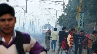 preview picture of video 'Daily Commuters Challenging the Upcoming blazing Lucknow Shatabdi Express at full Speed!!!'