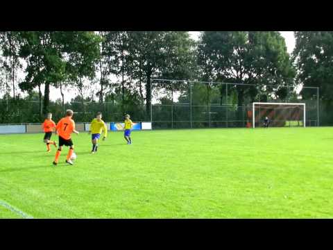 20120915 Beek Vooruit D2 - Internos D2: 3-1 (1-1)