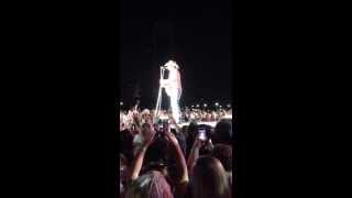 Jason Aldean &quot;Intro - Crazy Town&quot; Hershey Pa 8/10/13