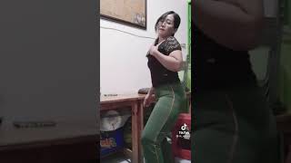 Download lagu BOKONG TANTE TITI BIKIN PENGEN NUSUK DARI BELAKANGπππ mp3 Download lagu BOKONG TANTE TITI BIKIN PENGEN NUSUK DARI BELAKANGπππ mp3