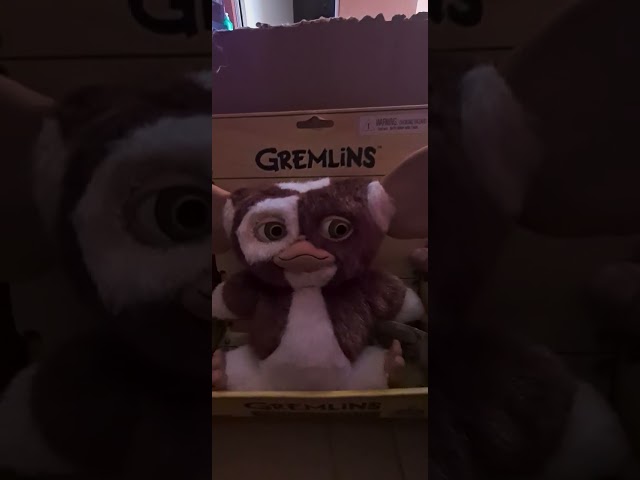 Vídeo relacionado con NECA 30604 Similing Gizmo Peluche de Juguete, Multicolor