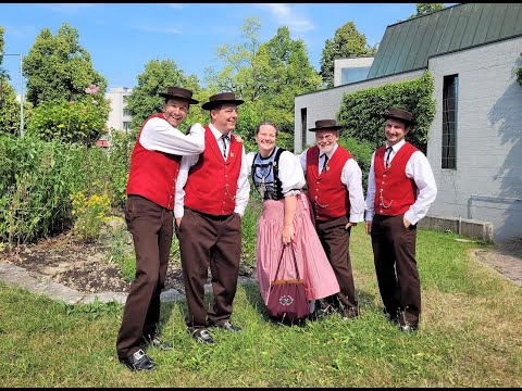 Jodlerchörli Stärne 5! aus Wisen SO am Eidg. Jodlerfest Zug 2023. "E Läbesrat" von Ruedi Renggli