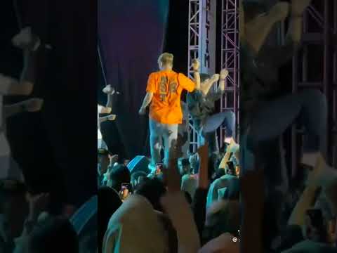 alan darmawan ft angga dermawan x lilog putar los in stage