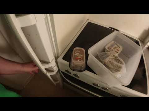 MongoTV_7709 - Min Natmad - MØLLEBOLLER Med BLÅSKIMNMELOST og OST