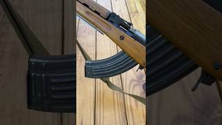 This SKS takes AK mags