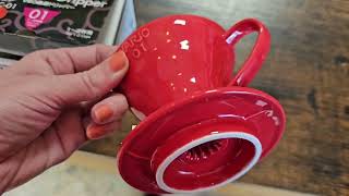 Hario keramický dripper na kávu V60-01 červený