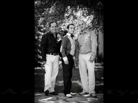 HOLLÓSY BAND - Ami igaz & Azt a kutya mindenit...