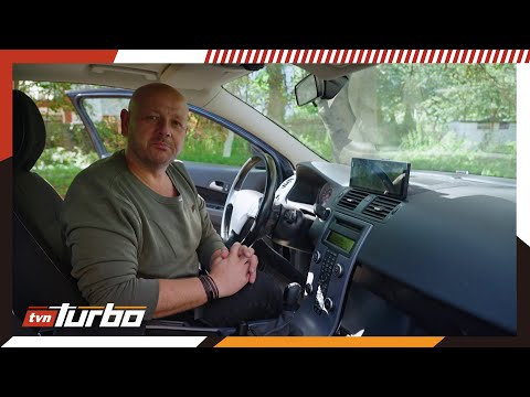 A cheap way to connect your car to your phone! 📱 | Gadget 4.0