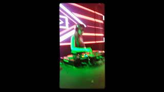 Download lagu Dj Miss Tanty live BORNEO EMERALD HOTEL KETAPANG mp3