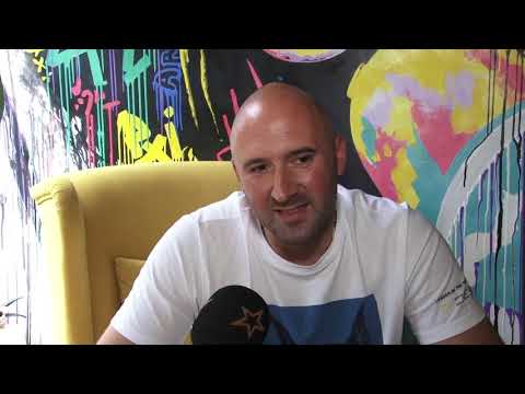 BACKSTAGE - IGOR IDZE STEFANOVSKI: MNOGU LUGE ME LAZAT, TOA GO MRAZAM, NE GI PODNESUVAM TIE LICNOSTI