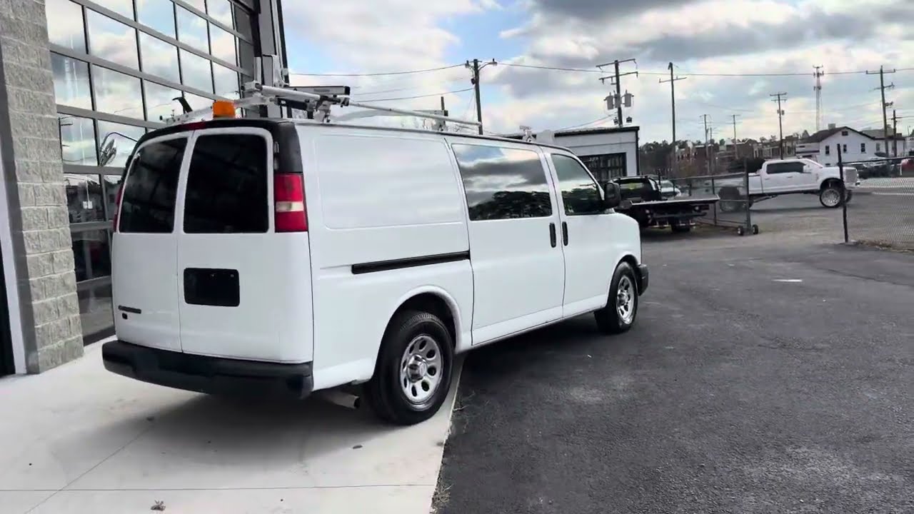 2013 Chevrolet Express 1500 Commercial Cargo Work Van