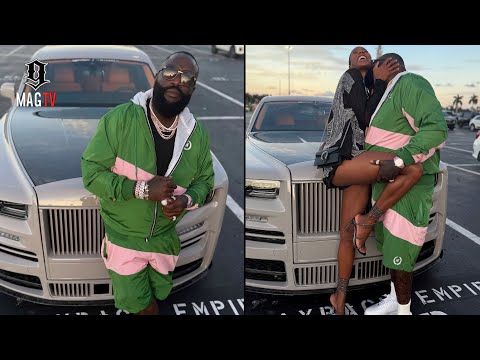 Rick Ross holt den Mansory Rolls Royce heraus, um „GF“ Jazzma Kendrick zum Konzert von The Weeknd...