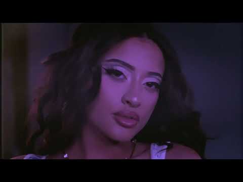 ALYSSA - Luna (Official Visualiser)