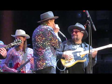 allman family revival keep on smilin