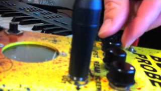 Video thumbnail for D16 Phoscyon + Metasonix Butt Probe by Ben Davis