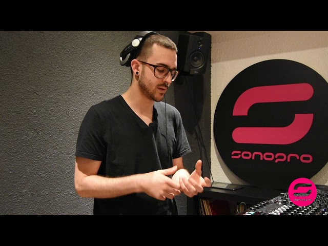 Vídeo relacionado con Roland TR-8S Rhythm Performer | Caja de ritmos avanzada con sonidos de percusión TR clásicos, incluidos los modelos TR-808, TR-909, TR-707, TR-727, TR-606 y CR-78 | Tecnología ACB | 128 Kits