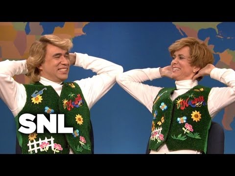 Weekend Update: Garth and Kat Sing Summer Vacation Songs - SNL