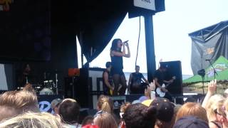 We Are The In Crowd - Rumor Mill [Live] [HD]