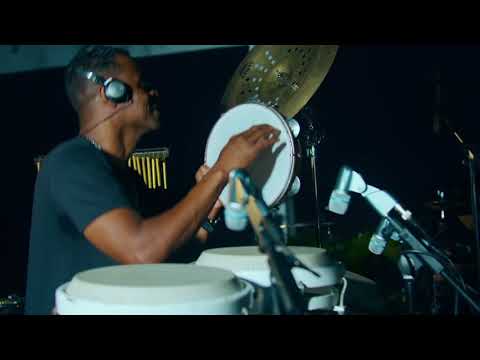 #BrenoeCaioCesar #Dilsinho Breno e Caio César feat. Dilsinho- Cabide  (Para status)