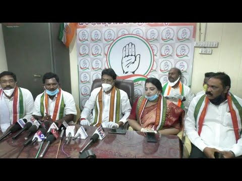 Essentials Food Material Distribution to VSCVJWA by Congress Party in Visakhapatnam,Vizagvision....