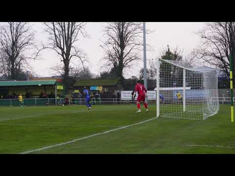 Hitchin Town 1- 2 Leamington FC