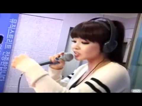 [LIVE] GilMe(길미) - Last Christmas @ MBC Radio (Host: SNSD's TaeYeon)