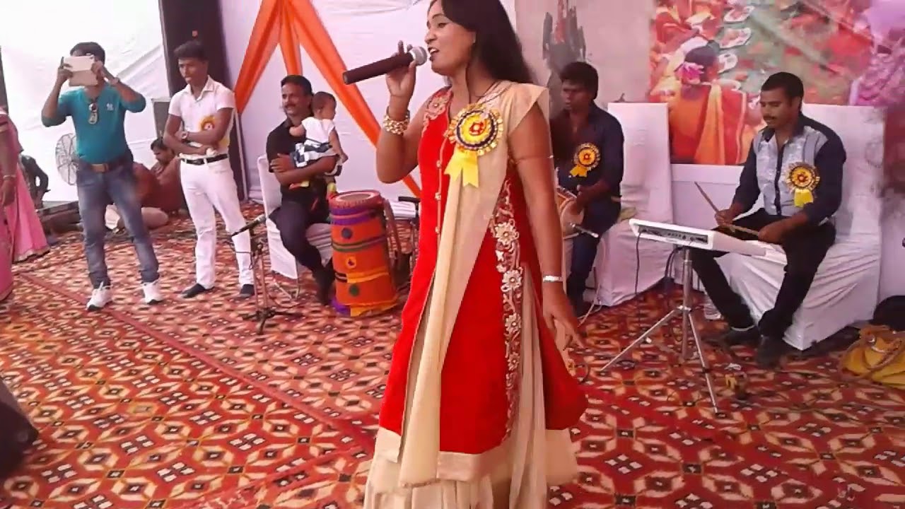 Salam guiya stage program Singer Sunaina Kachhap