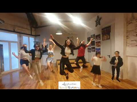 Leire Hathor - Cruisin for a bruisin (Musical kids)