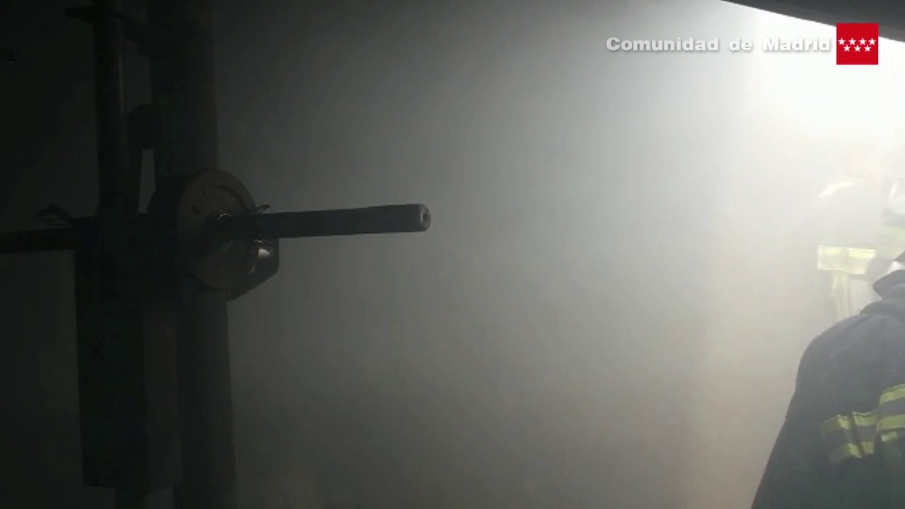 18.4.17 Incendio de buhardilla en chalet. Calle Naciones Unidas. Getafe