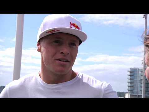 Team Volvo meet the Master of Extreme Kiteboarding