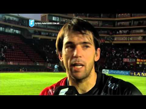 Garnier: "Este grupo deja el alma". Colón 3 - Arsenal 1. Fecha 28. Primera División 2015. FPT.