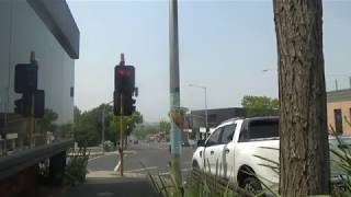 Download Lagu Traffic Light Intersection, High St u0026 Mt Pleasant Rd Belmont VIC, Australia Thumbnail