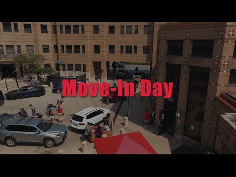 Campus Housing Move-In 2025 | University of Illinois Chicago