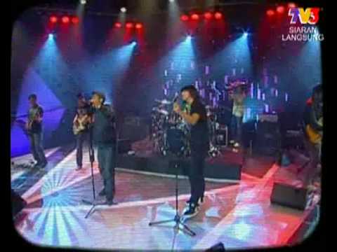 A.P.I - Pelita Syurga (MTV @ Muzik25)