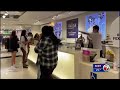 Man Goes On Angry Tirade Knocks Over Clothes Racks At Forever 21 On Lincoln Road