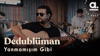 Kadr z teledysku Yanmamışım Gibi tekst piosenki Dedublüman